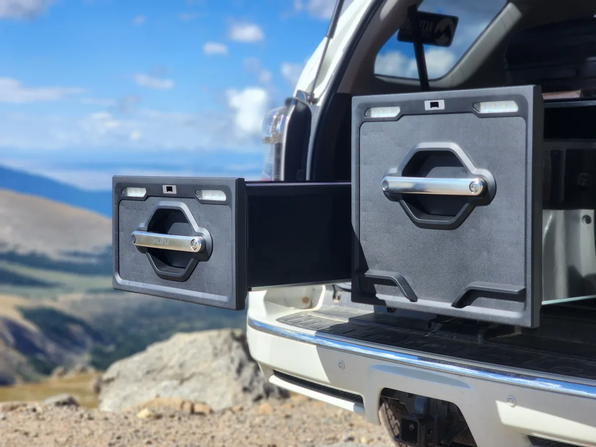 KUFU: Quick-release vehicle drawer systems